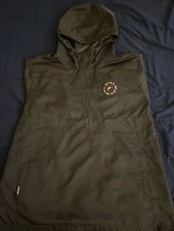 New never worn Nike zip up pull over