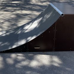 Skateboard Ramp Quarter Pipe - 3’ Tall, 4’ Wide - Like New