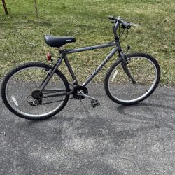 Giant Size 18 Mountain Bike