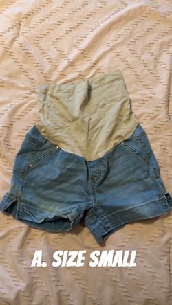 Maternity shorts