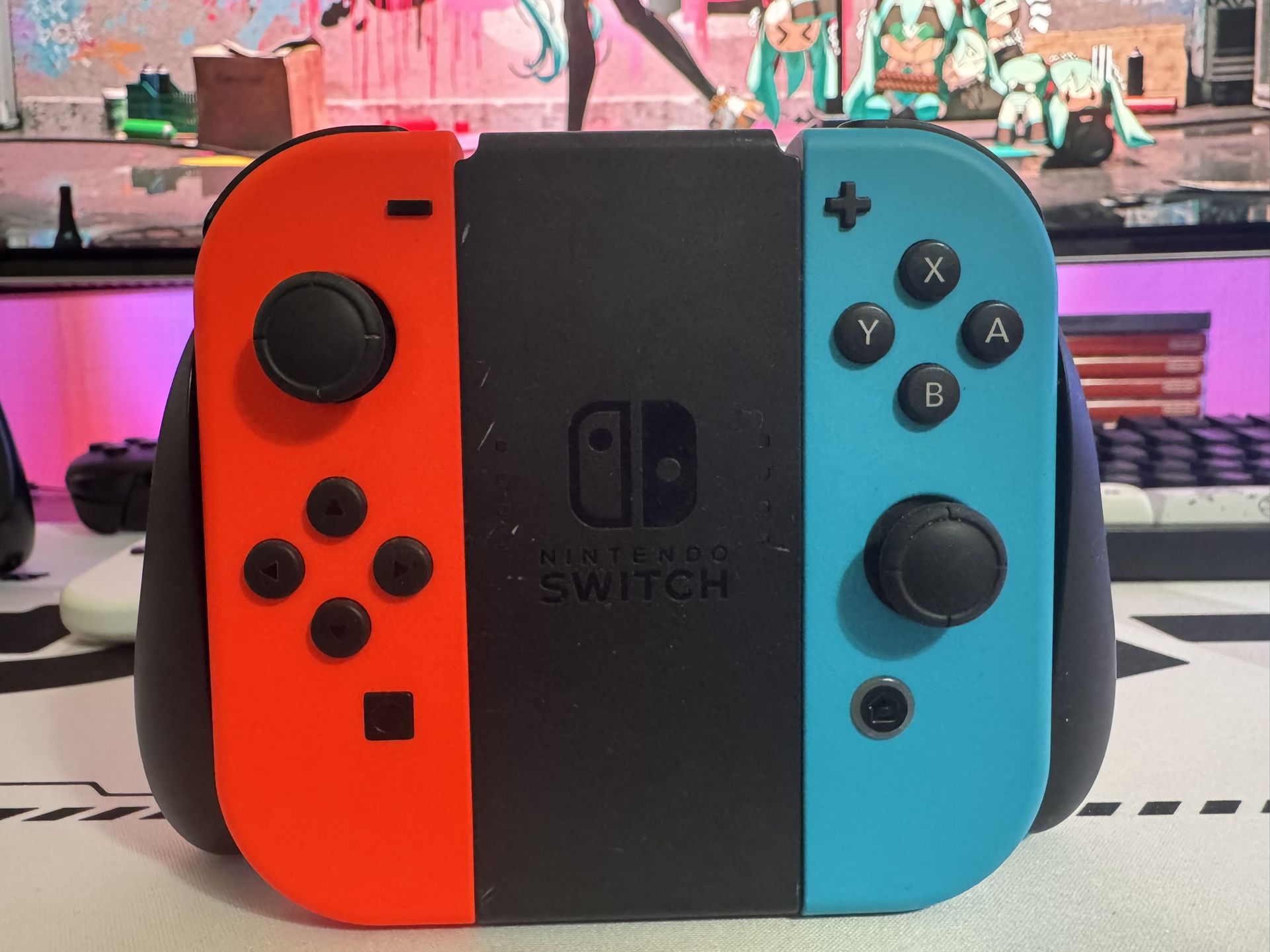 Nintendo Switch Oled With Extra Controller and ZenGrip