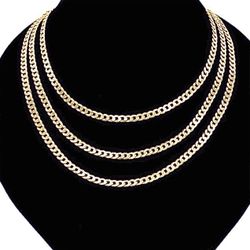 NEW!!! Woman’s 3 Layered Gold Plate Figaro Chain 