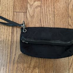 Simply Vera Wang Wristlet 