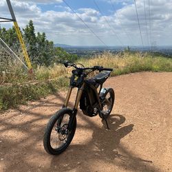 2025 surron light bee