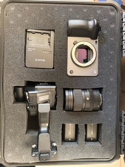 Sony FX3 Full-Frame Cinema Camera Kit