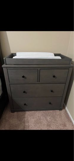 Nursery dresser