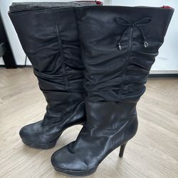 Guess Scrunched Leather Tall Boots Size 11