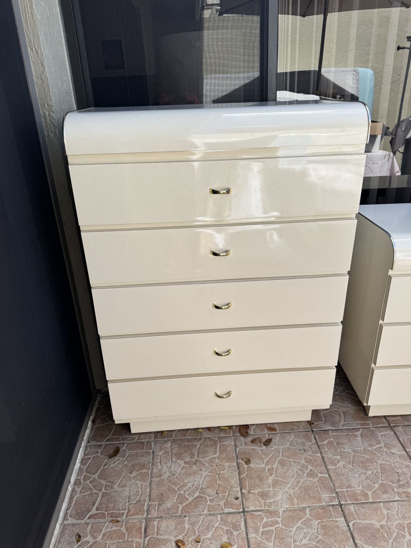 2 Beige Dressers
