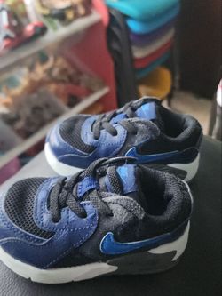 Toddler Nike Shoes Size 5c