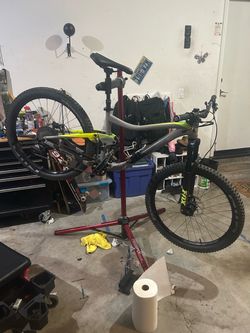 aluminum 2018 giant trance (need gone)
