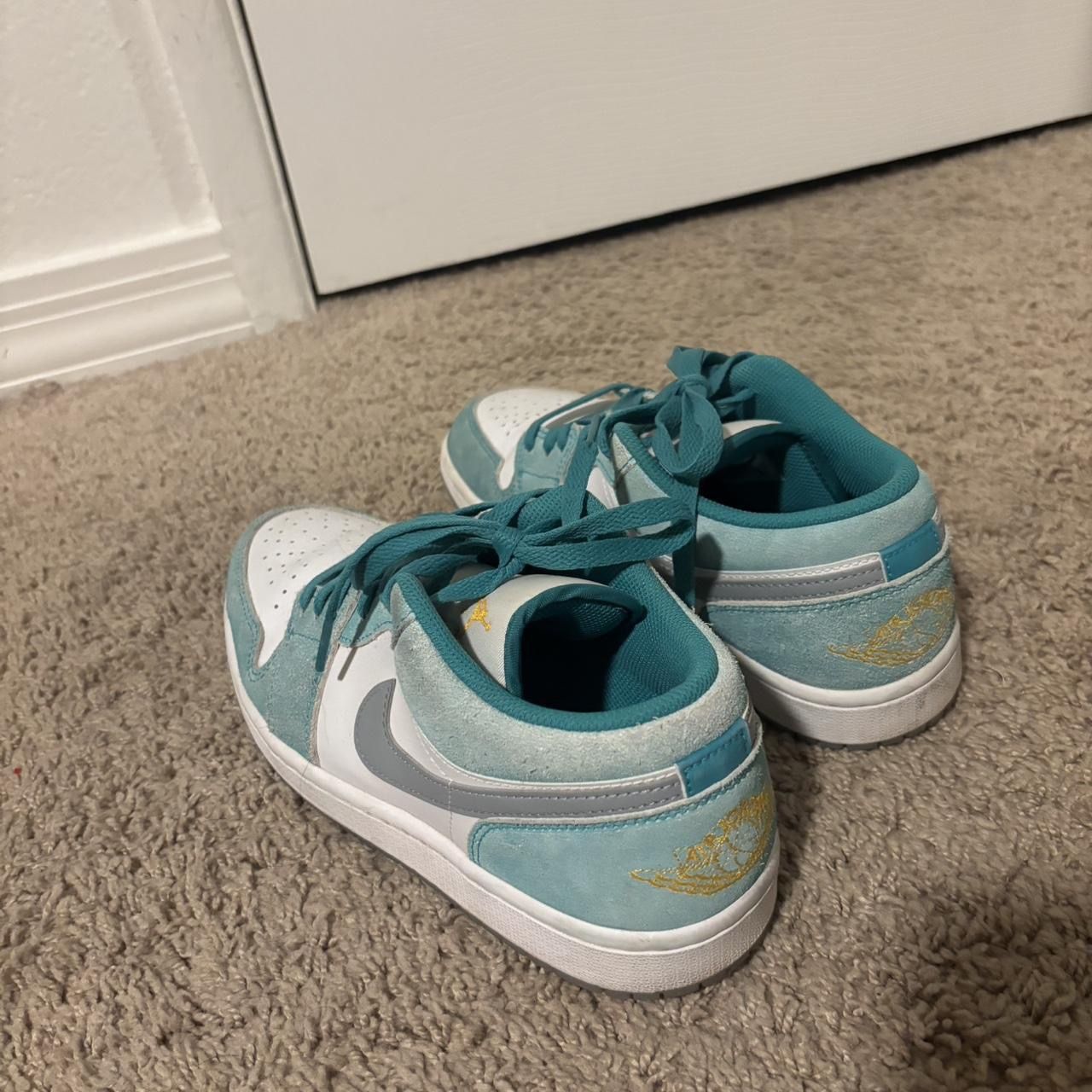 Blue Jordan 1 Low