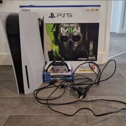 Sony PlayStation 5 Disc Edition 825GB Console Bundle – Boxed