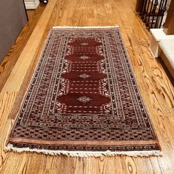 Vintage Style Persian Carpet 