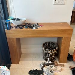 WOODEN ENTRY WAY TABLE CONSOLE