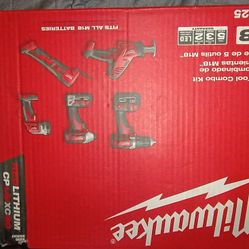 Milwaukee 5 Piece Tool Kit 