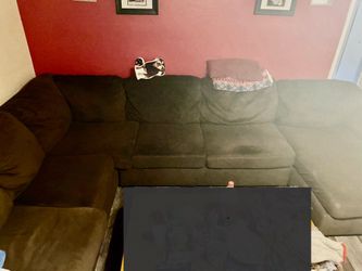 Used Brown U-shaped sectional with chaise, must pick up