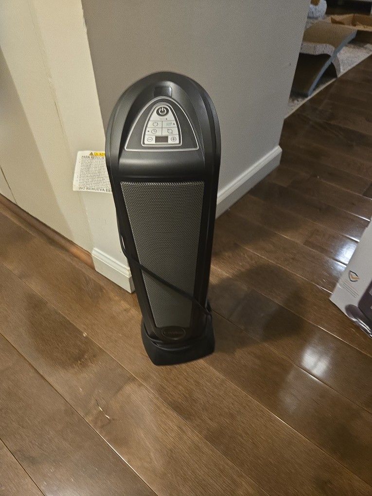 Lasko Digital Tower Heater