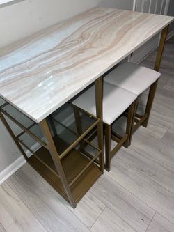 Kitchen table