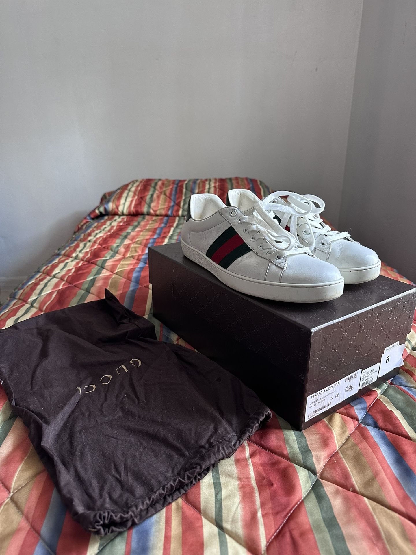 Gucci Ace Sneakers Size 43 100% Authentic