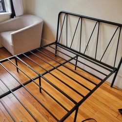 Metal Bed Frame Queen Size