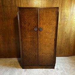 Armoire Vintage CC41 