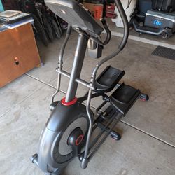 Schwinn 430 Elliptical  - Black - 350lbs Weight Limit  **Make Offer**