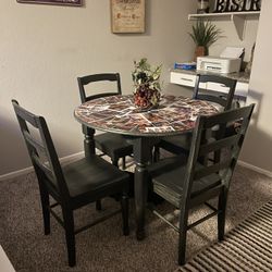 Kitchen Table And Chairs 