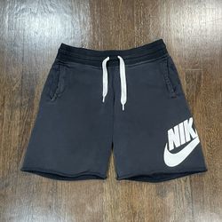 Nike vintage black shorts 