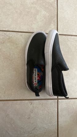 Black  AIRWALKS 8.5