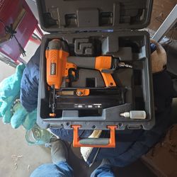 Rigid 120 Psi Nail Bradler And Staple Gun