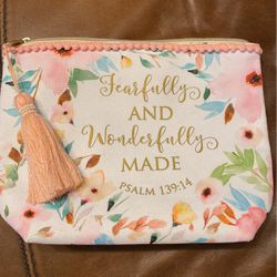 Mary Square Zippered Pouch