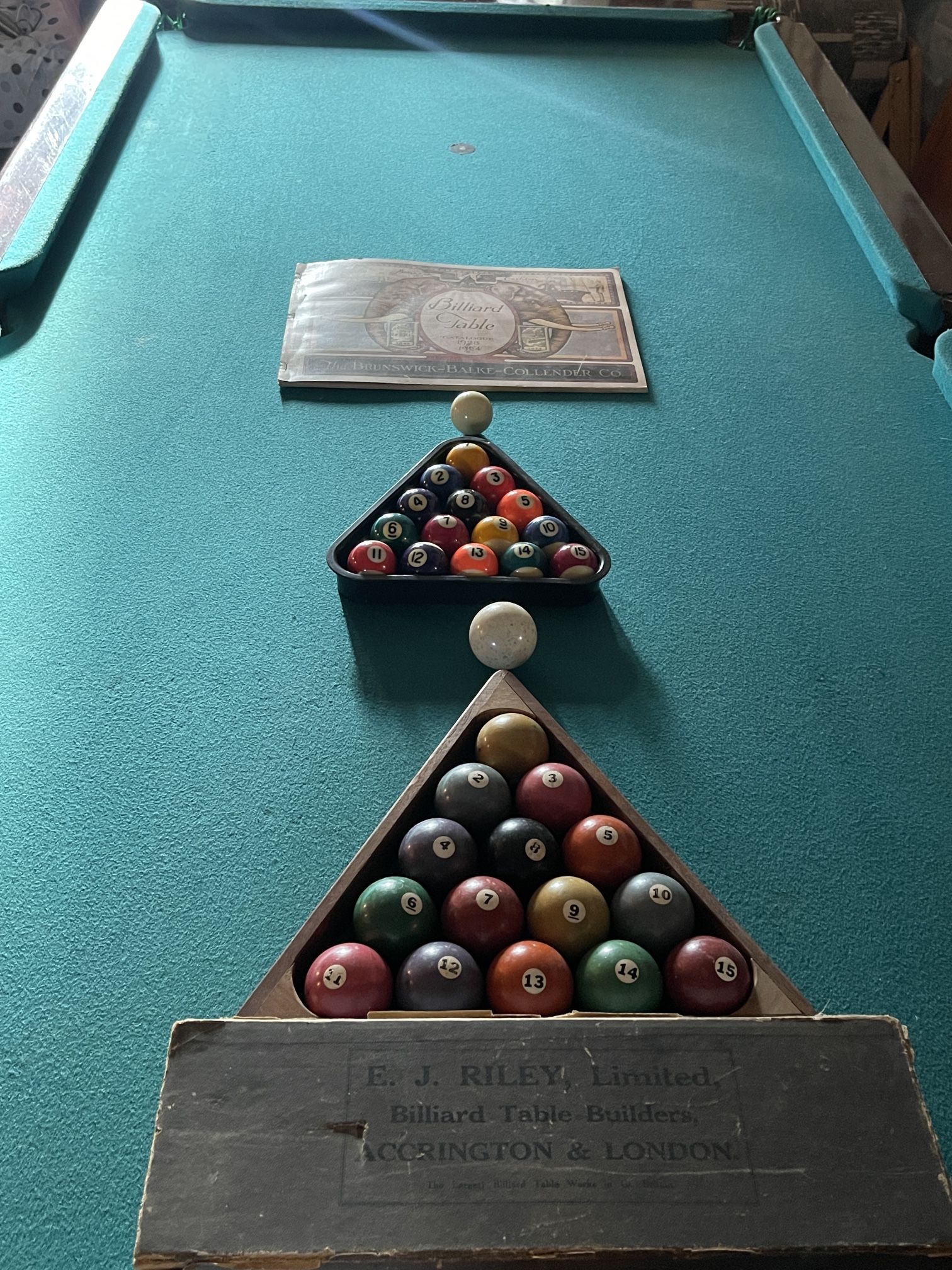 Ej Riley Limited Antique Pool Table 1922