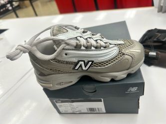 New Balance 1000 — Size 11 Kids