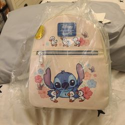 NWT. Stitch With Ducks Loungefly Mini Backpack. 