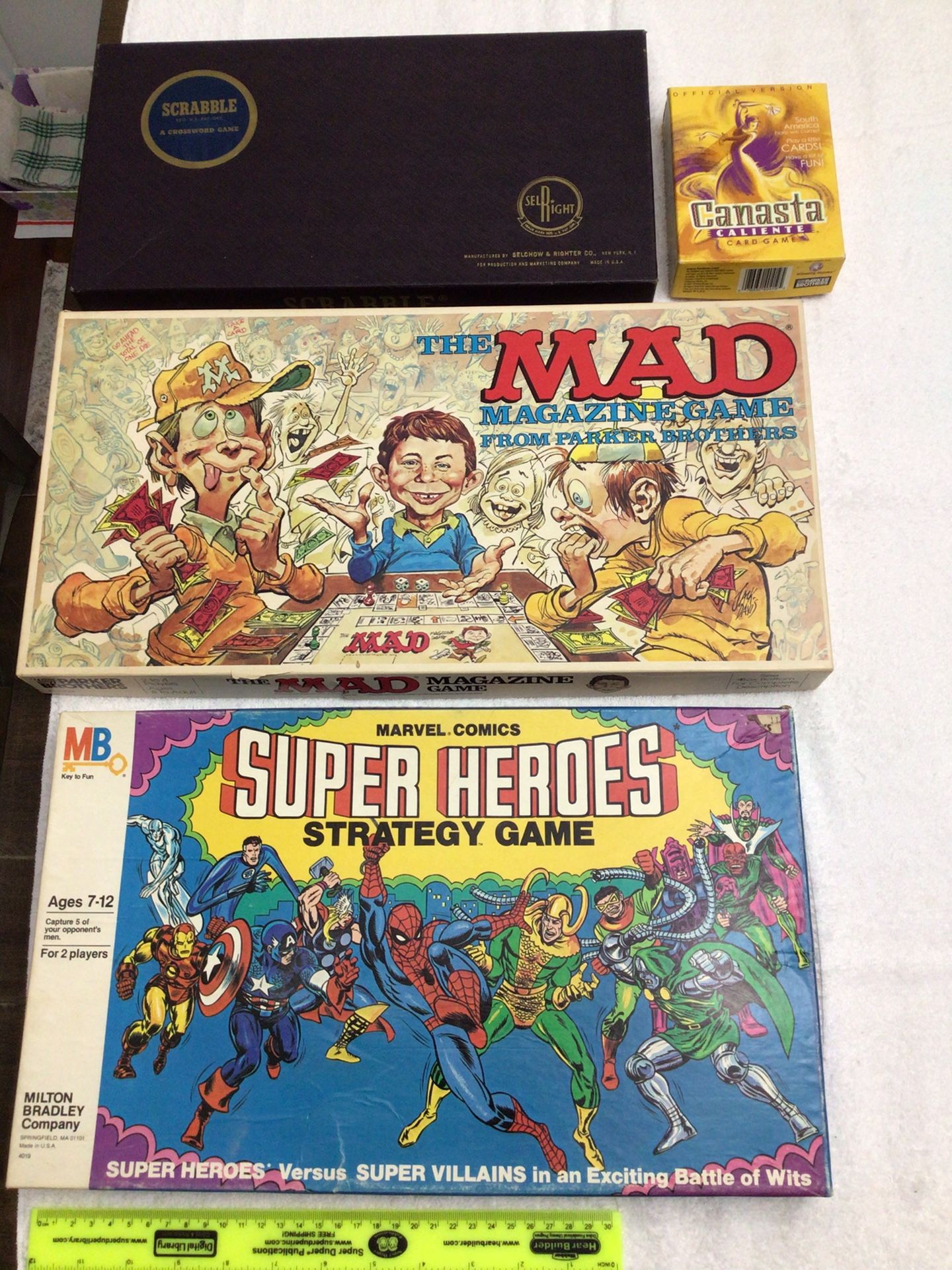 Vintage Games 1953 Scrabble, Canasta Caliente