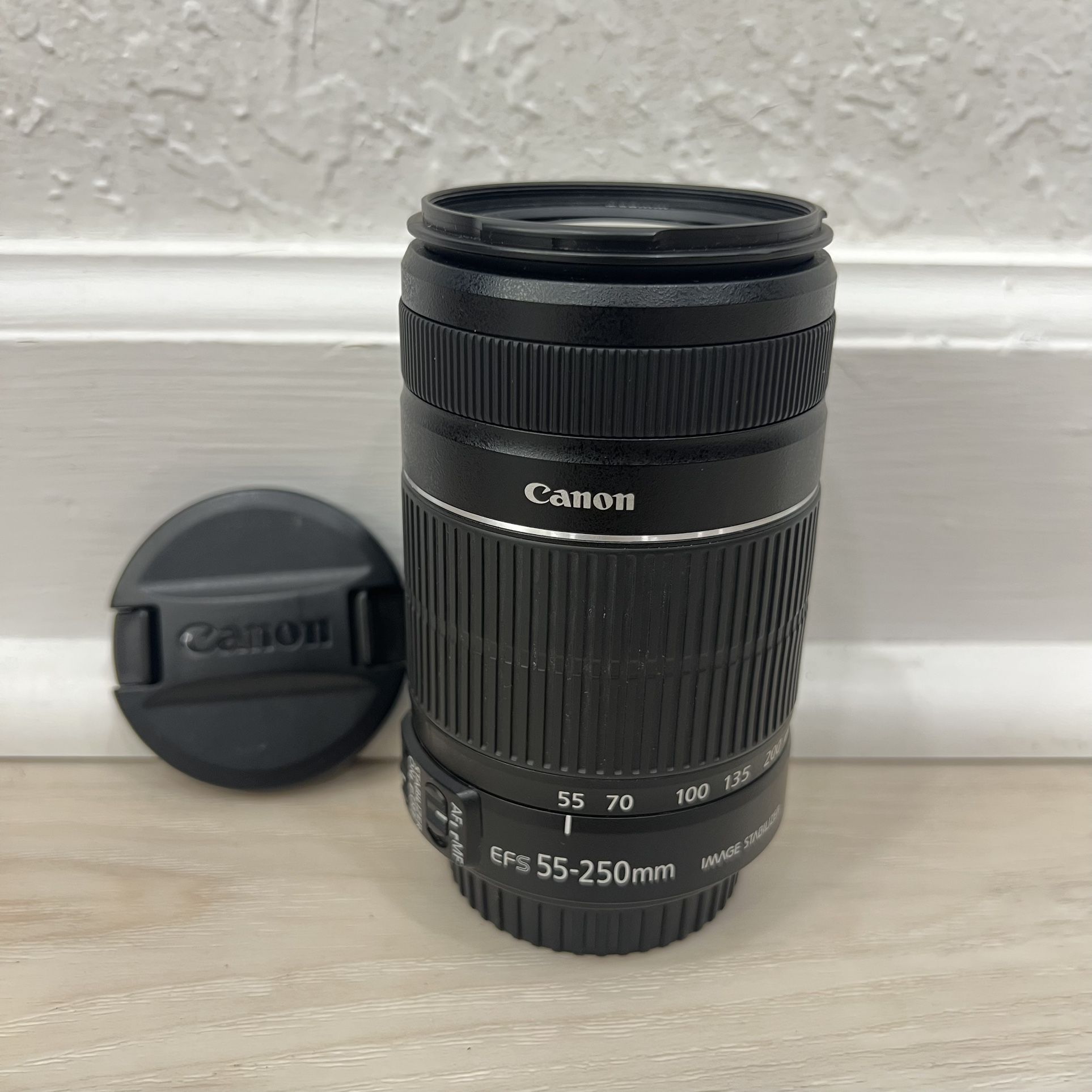 Canon EF-S 55-250mm F/4-5.6 IS II - Telephoto Zoom DSLR Camera Lens