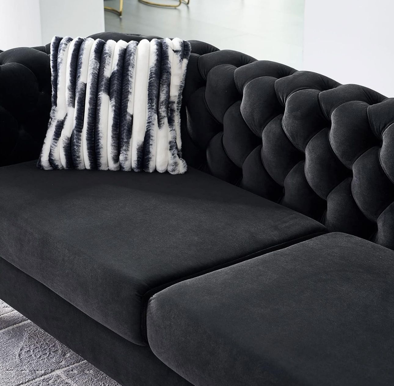 Clearance 🚩Modern Velvet Sofa Black Brand New In Box 
