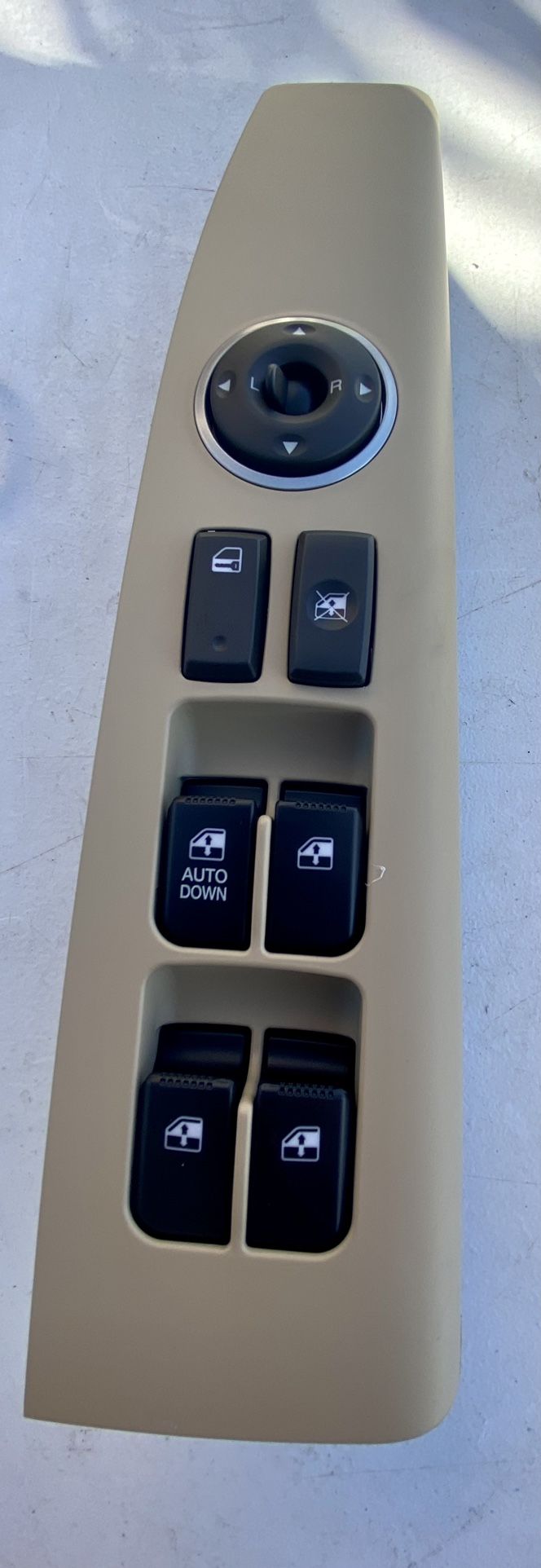 Brand New Power Window Main Switch Assembly