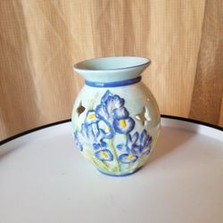 Candle holder 