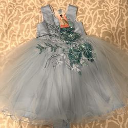 girl dress