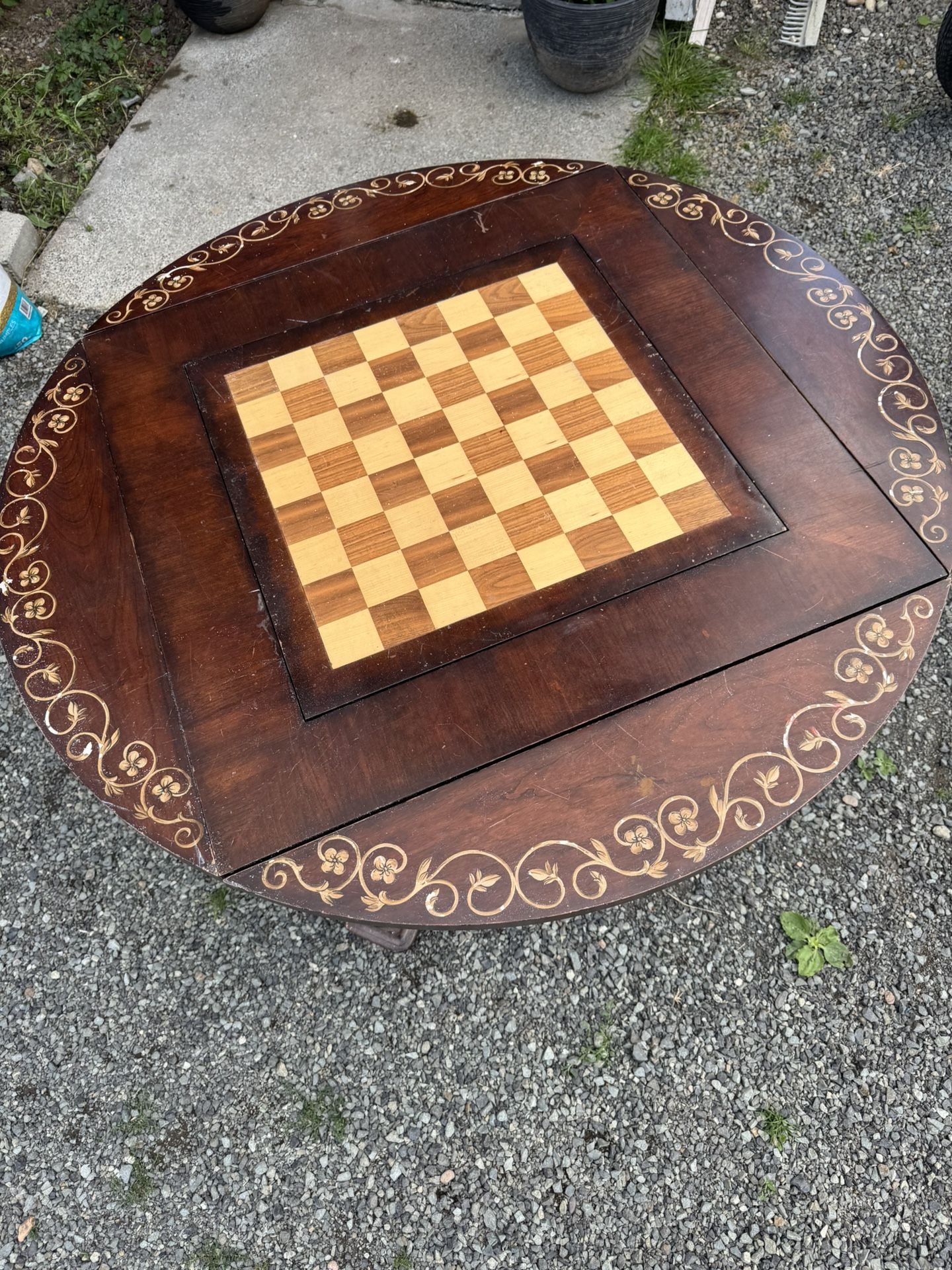Free Table