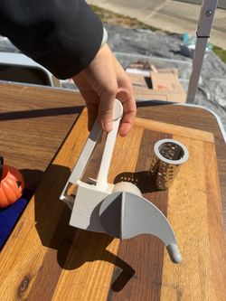 Cheese grader