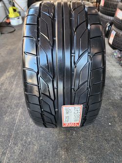 275/35/18 NITTO NT55 (1 TIRE ONLY USED)