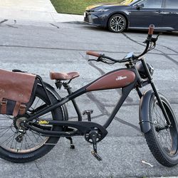 REDUCED! $1,200Revi Bikes Cheetah Cafe Racer E-Bike 48V 17.5Ah and 13Ah Models 750W 28 MPH