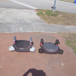 2 Booster Car Seat At 20 Dolls Each One