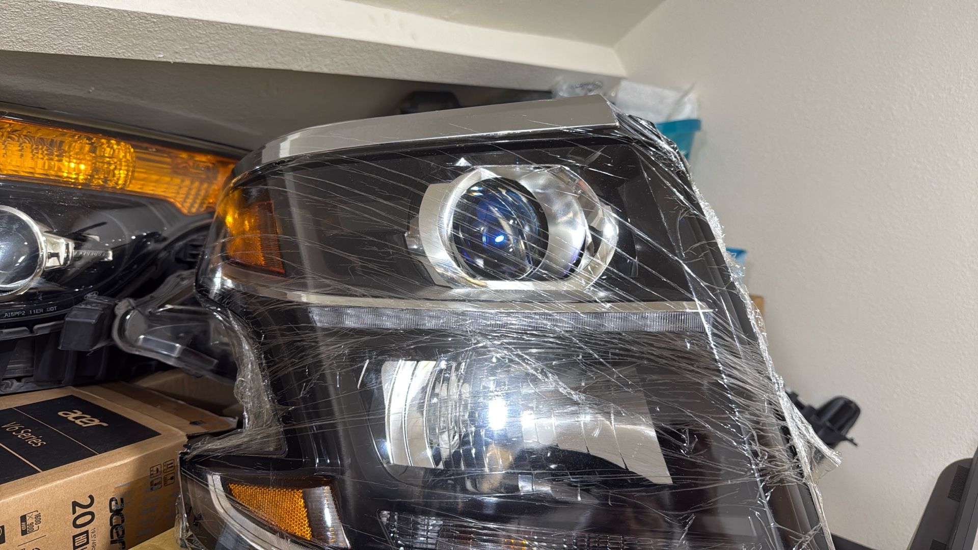 2015-2017 Chevrolet Suburban/Tahoe Headlight