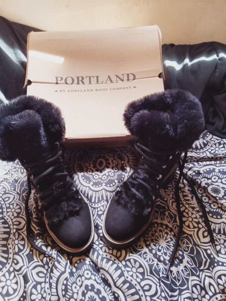 Portland Black Boots 
