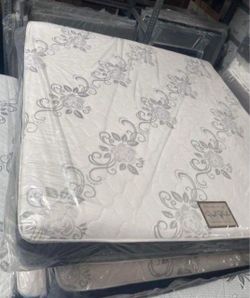 Full size mattress
