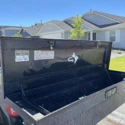Husky Tool Box 🗃️ 