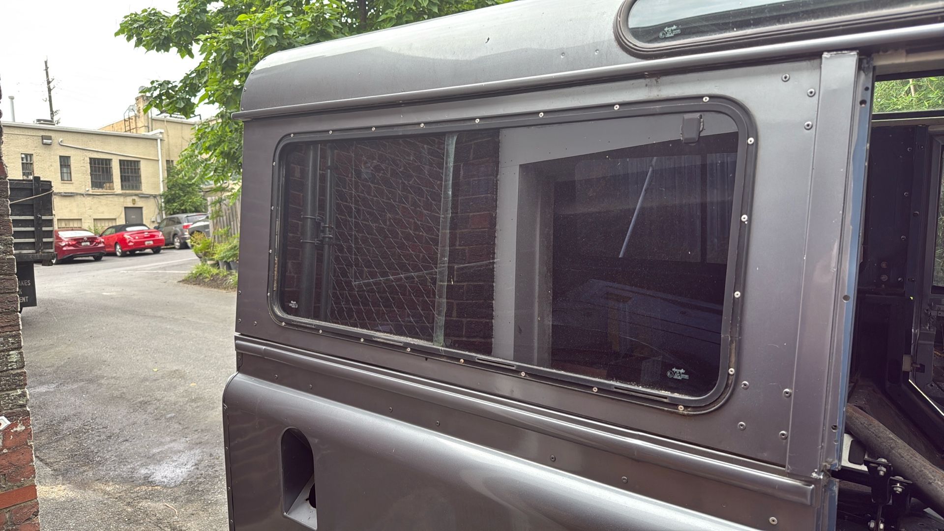 Land Rover Defender CSW Rear Sliding Window/Doors